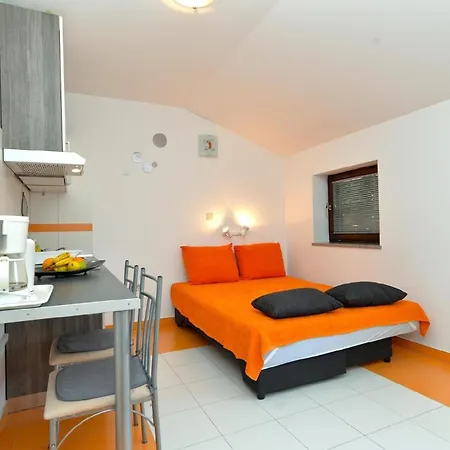 Fuer 2 Personen Ca 25 Qm In Fazana, Istrien Istrische Riviera Apartment