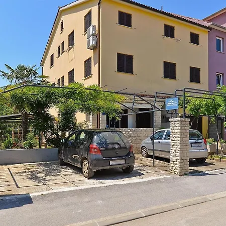 Fuer 2 Personen Ca 25 Qm In Fazana, Istrien Istrische Riviera Apartment